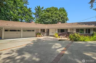 9226 SE 60th St, Mercer Island, WA 98040 - Photo 40