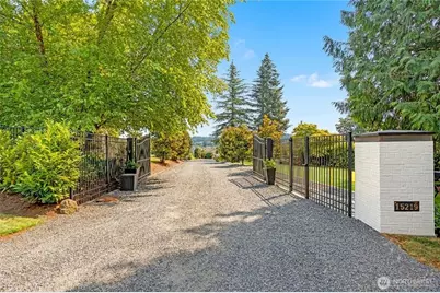 15219 W Lake Goodwin Road, Stanwood, WA 98292 - Photo 4
