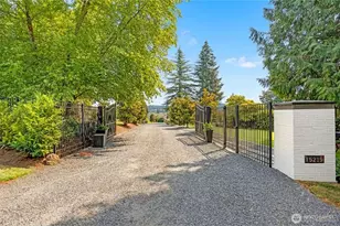 15219 W Lake Goodwin Rd, Stanwood, WA 98292 - Photo 4