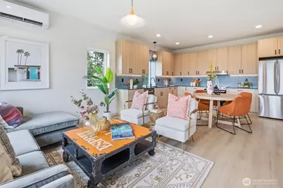 4521 35th Avenue S, Seattle, WA 98118 - Photo 8