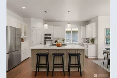 2605 231st Avenue SE, Sammamish, WA 98075 - Photo 2