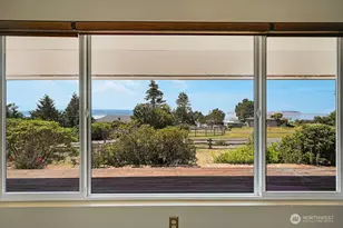 320 N Palmer Dr, Port Townsend, WA 98368 - Photo 20