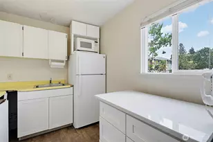 25209 108th Ave SE, Kent, WA 98030 - Photo 14