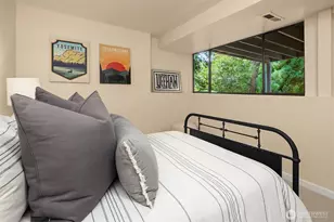 6560 81st Ave SE, Mercer Island, WA 98040 - Photo 28