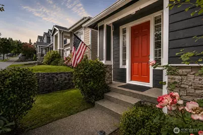 1308 34th Street SE, Puyallup, WA 98372 - Photo 2