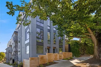 957 N 35th Street, Seattle, WA 98103 - Photo 1