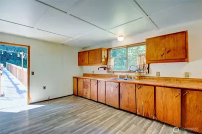4342 Friday Creek Road, Burlington, WA 98233 - Photo 4