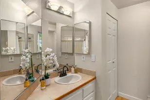 12014 98th Ave NE, Kirkland, WA 98034 - Photo 20