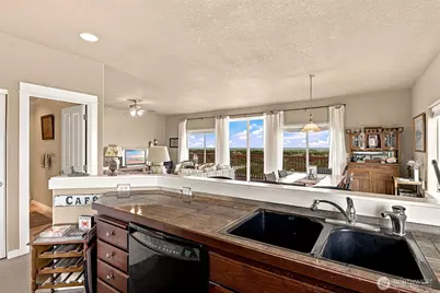 598 Marine View Drive SW, Ocean Shores, WA 98569 - Photo 8
