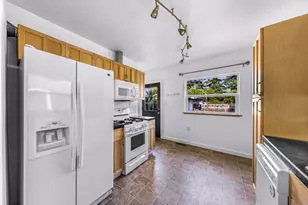 2534 Cherry St, Bellingham, WA 98225 - Photo 14