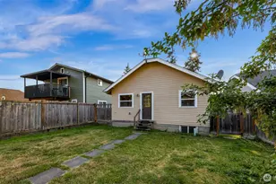 2534 Cherry St, Bellingham, WA 98225 - Photo 22
