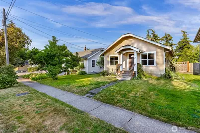 2534 Cherry Street, Bellingham, WA 98225 - Photo 2