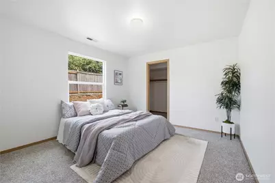 2105 79th Street Ct E, Tacoma, WA 98404 - Photo 16