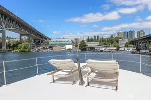 3308 Fuhrman Ave E, Seattle, WA 98102 - Photo 32