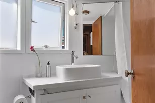 3308 Fuhrman Ave E, Seattle, WA 98102 - Photo 18