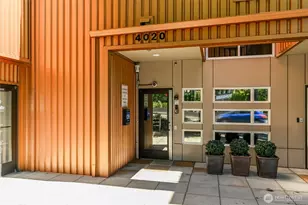 4020 Aurora Ave N, Seattle, WA 98103 - Photo 10