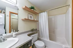 4020 Aurora Ave N, Seattle, WA 98103 - Photo 6