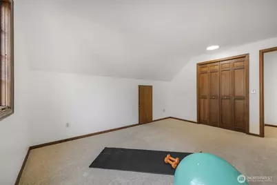 15155 NE 6th Street, Bellevue, WA 98007 - Photo 30