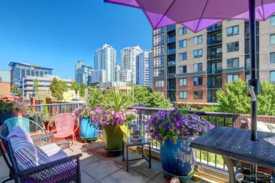 2801 1st Avenue #208, Seattle, WA 98121 - Photo 10