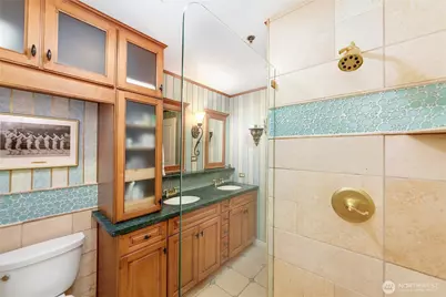 2801 1st Avenue #208, Seattle, WA 98121 - Photo 14