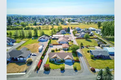315 N McNeely Street, Buckley, WA 98321 - Photo 2
