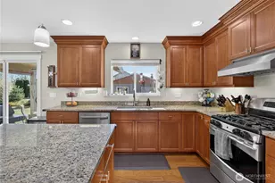 315 N McNeely St, Buckley, WA 98321 - Photo 8
