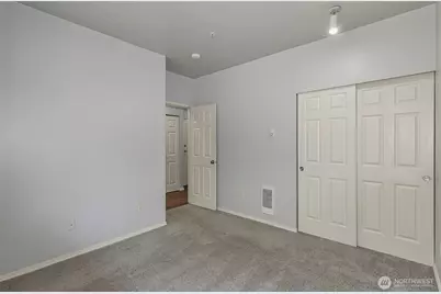 12712 Admiralty Way #F-202, Everett, WA 98204 - Photo 24