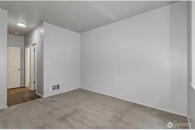 12712 Admiralty Way #F-202, Everett, WA 98204 - Photo 22