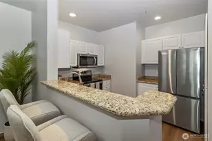 12712 Admiralty Way, Everett, WA 98204 - Photo 8