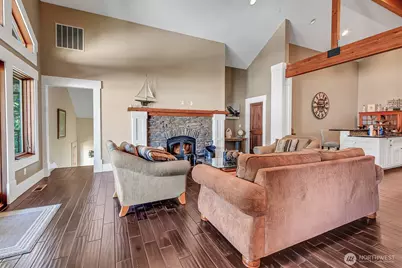 15901 106th Street E, Puyallup, WA 98374 - Photo 12