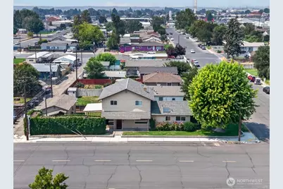 905 4th Ave SE, Quincy, WA 98848 - Photo 2