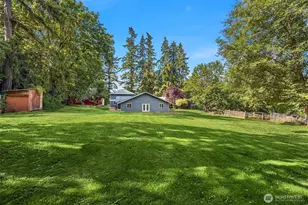 5702 218th St SE, Woodinville, WA 98072 - Photo 36