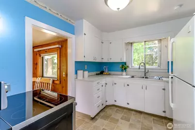 5206 W Werner Road, Bremerton, WA 98312 - Photo 4