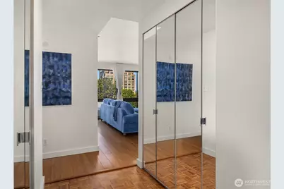 1120 Spring Street #602, Seattle, WA 98104 - Photo 4