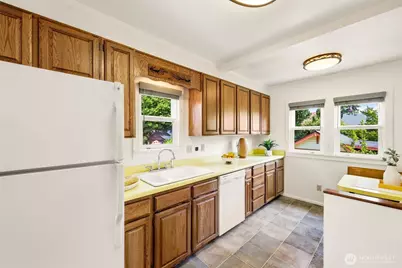 [Address not provided], Seattle, WA 98116 - Photo 8