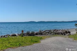 368 Coe St, Coupeville, WA 98239 - Photo 8