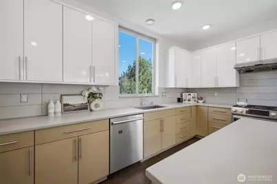 632 NW 85th St #B, Seattle, WA 98117 - Photo 10