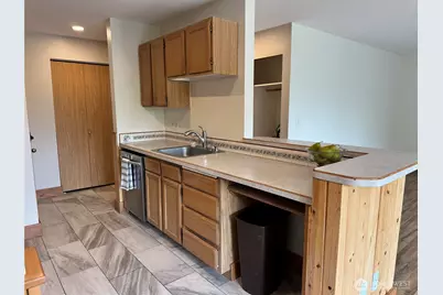 667 4th Street NE #L301, East Wenatchee, WA 98802 - Photo 6