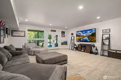 17345 Olympic Pl, Mount Vernon, WA 98274 - Photo 24