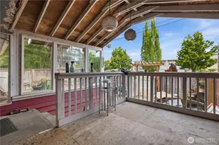 8522 29th St W, University Place, WA 98466 - Photo 4