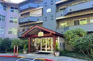 1822 152nd Ave NE, Bellevue, WA 98007 - Photo 2