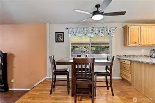 11404 208th Ave E, Bonney Lake, WA 98391 - Photo 8