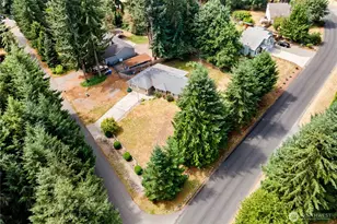 11404 208th Ave E, Bonney Lake, WA 98391 - Photo 34
