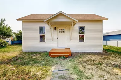 711 Robbins Street, Milton-Freewater, OR 97862 - Photo 1