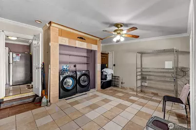 9344 52nd Avenue S, Seattle, WA 98118 - Photo 14