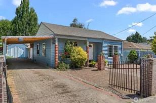 9344 52nd Ave S, Seattle, WA 98118 - Photo 2
