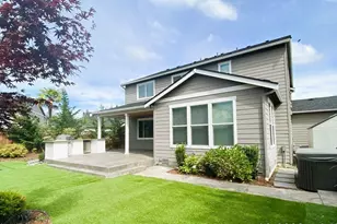 19541 136th St E, Bonney Lake, WA 98391 - Photo 14