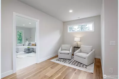 12648 NE 80th Street, Kirkland, WA 98033 - Photo 26