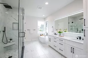 12648 NE 80th St, Kirkland, WA 98033 - Photo 20