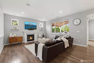 34331 SE Jacobia St, Snoqualmie, WA 98065 - Photo 8